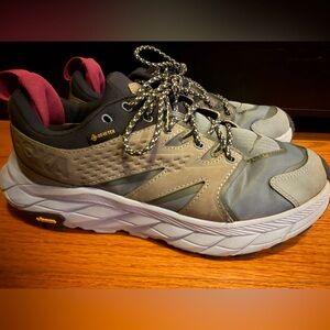 Women’s Hoka Anacapa Trail Running Shoes